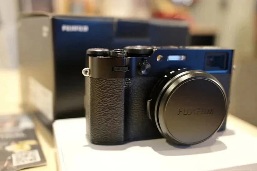 BRAND NEW Fujifilm x100vi (Black)