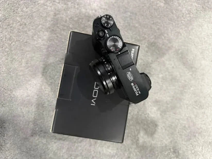 Fujifilm X100VI Black - Great condition with extras