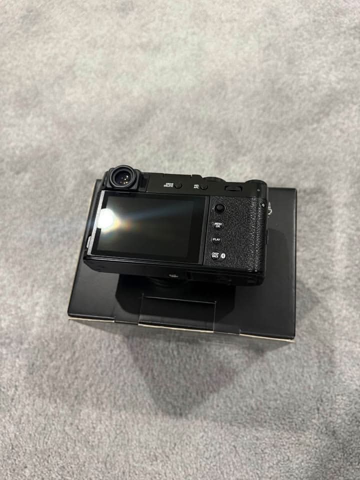 Fujifilm X100VI Black - Great condition with extras