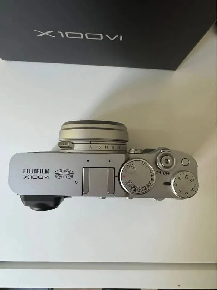FujiFilm X100VI brand new silver