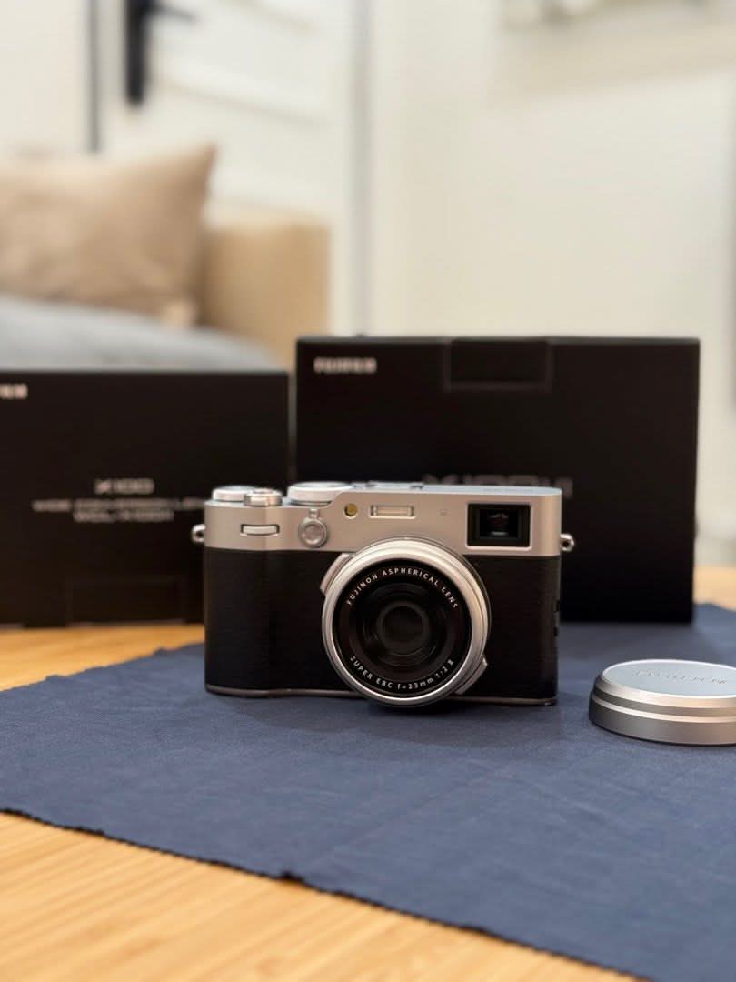 Fujifilm X100VI Silver