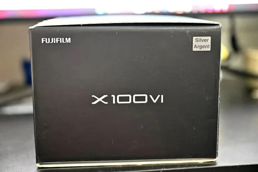 Fujifilm X100VI (Silver) shutter count 200